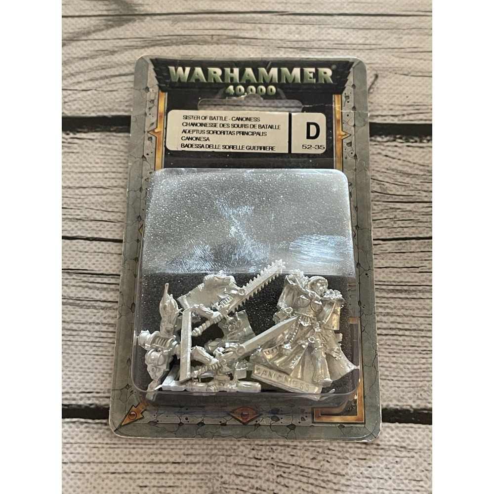 Warhammer 40k, Sisters of Battle Canoness, Metal, Brand New Sealed GW 2002